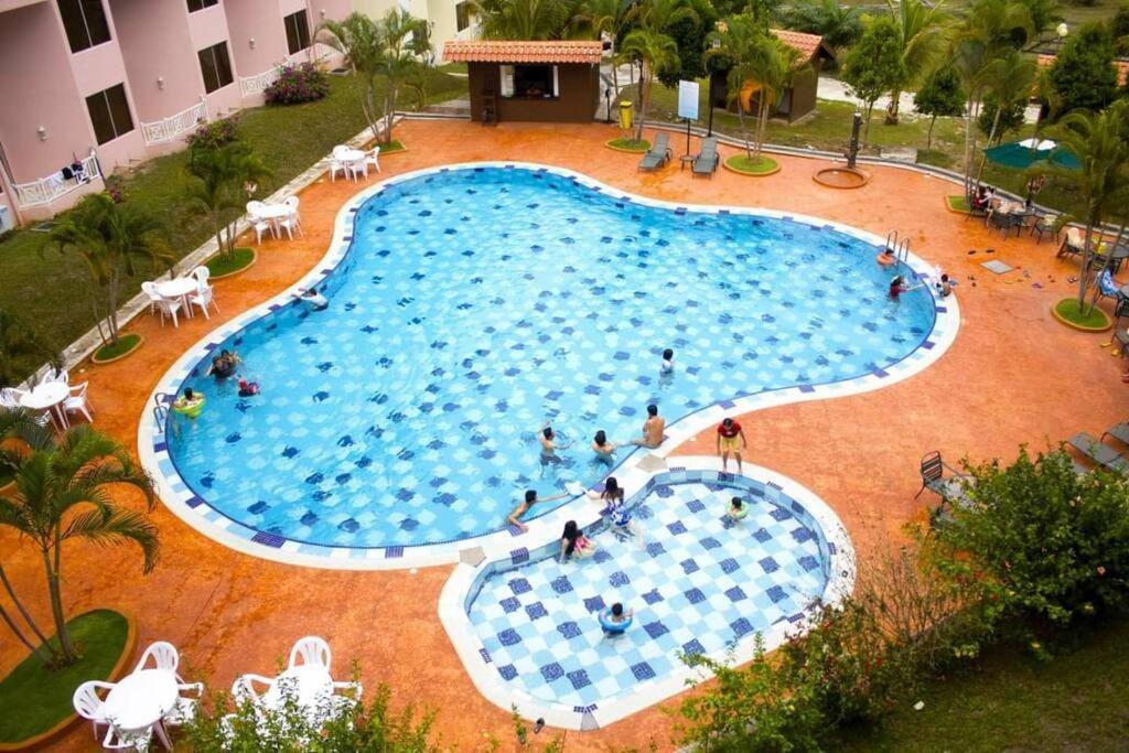 Lotus Desaru Beach Resort, 2 Bdrms, W/Splash Park Bandar Penawar Kültér fotó