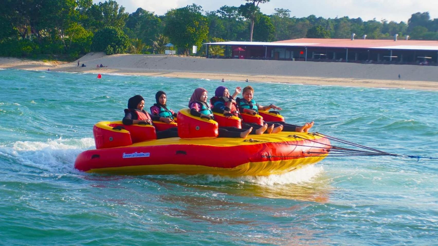 Lotus Desaru Beach Resort, 2 Bdrms, W/Splash Park Bandar Penawar Kültér fotó